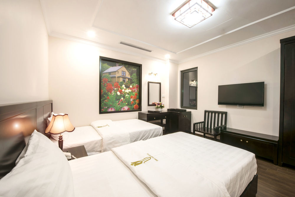 Binh Anh Hotel Hanoi Exterior photo